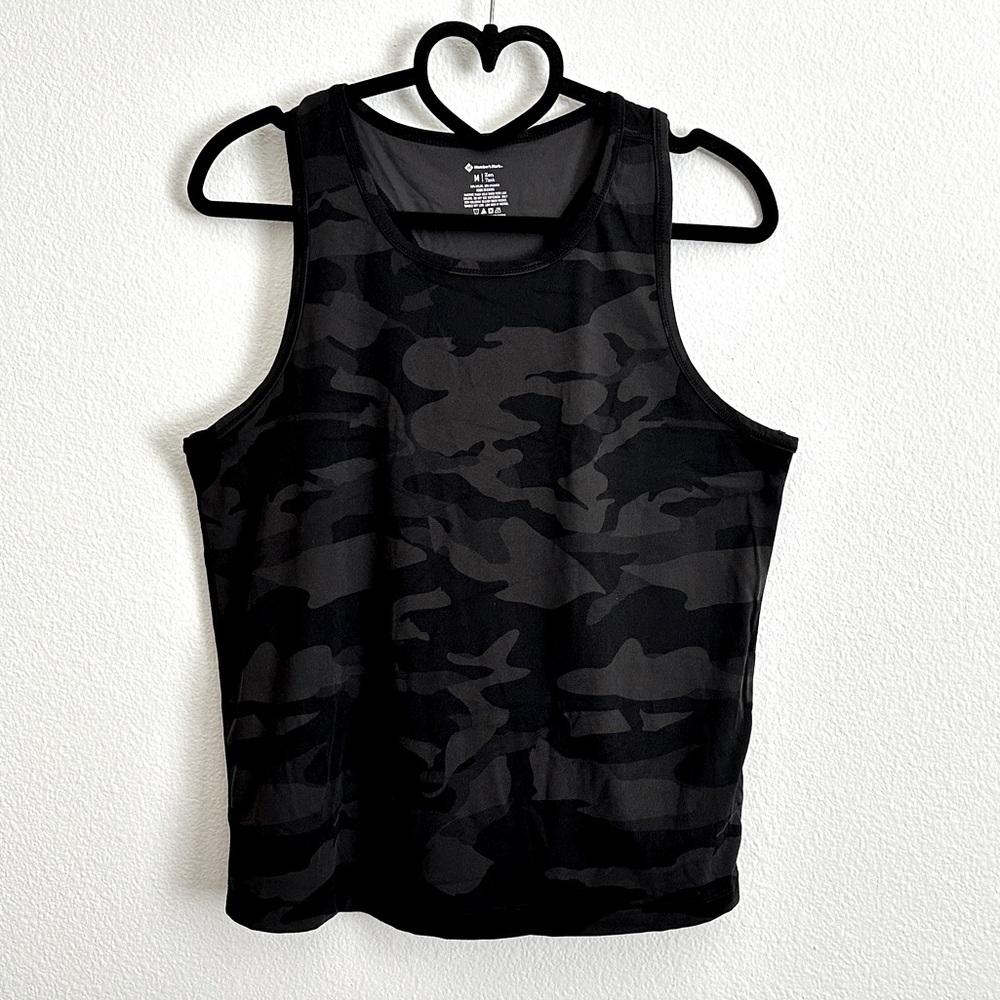 Member’s Mark Black Gray Camo Racerback Tank NWOT Size M